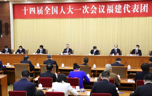 李希在参加福建代表团审议时强调  一刻不停正风肃纪反腐 为推进中国式现代化提供坚强保障