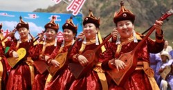 有展演、有集市、有比赛，额敏县的那达慕大会很精彩