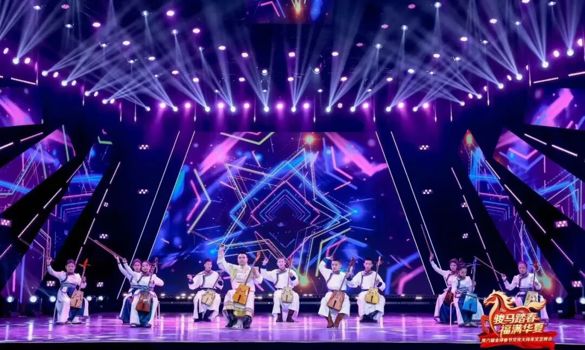 文化中国行 | 从草原到京城～赛尔少年用马头琴声送新春祝福