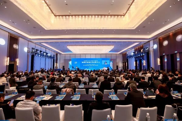 “苏塔携手兴丝路  机遇共享赢发展”新疆塔城地区招商推介会暨项目签约仪式在苏州举行