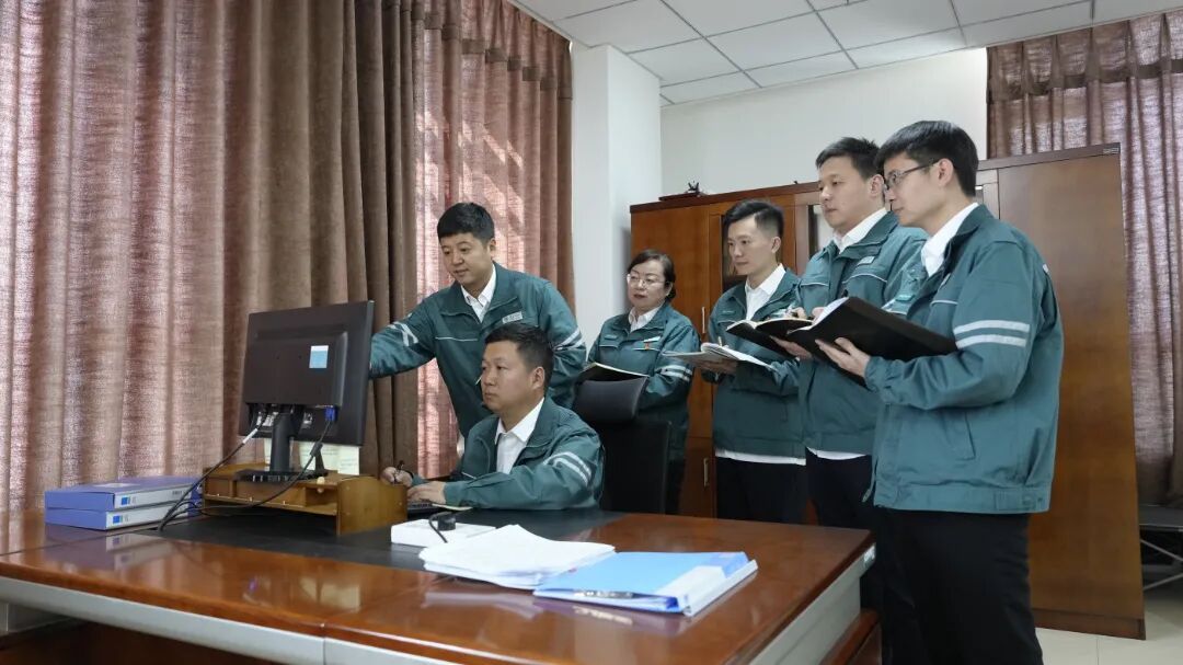 通讯稿-第二段服务提速配图-国网塔城供电公司发展策划部.JPG