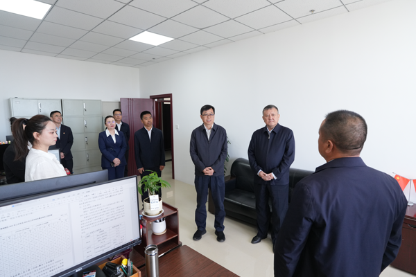 支现伟在地区人社局、退役军人事务局、民政局调研时强调  厚植为民情怀  增进民生福祉  兜牢兜准兜实民生底线