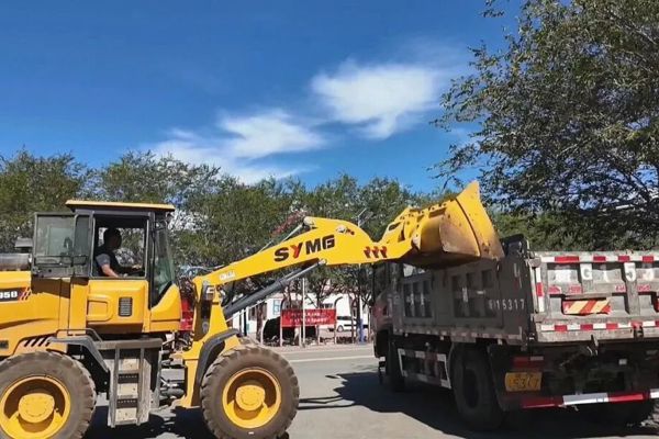 油画塔城·看项目 | 道路改造提质升级 以工代赈赋能乡村振兴