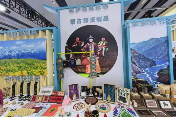 文化中国行 | 2026“新疆是个好地方”非遗援疆主题展示活动塔城展区精彩亮相