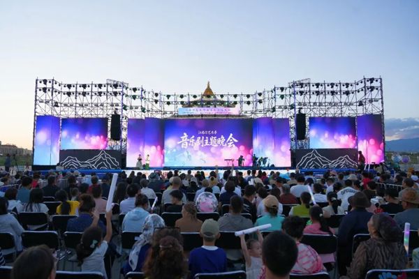 2026“油画塔城”旅游文化艺术季 | 江格尔艺术季音乐剧主题晚会精彩纷呈