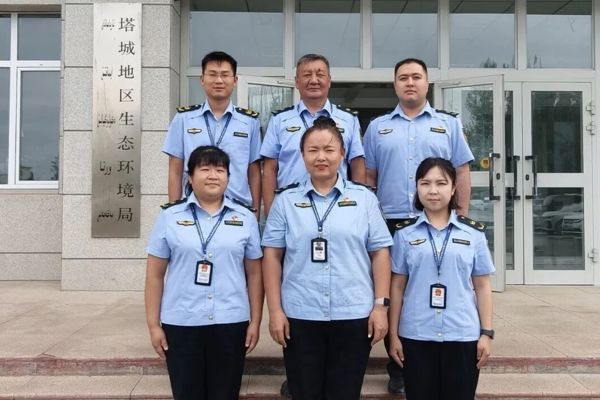 能力提升年“通办榜样” | 实干争先强本领 服务靠前护青绿