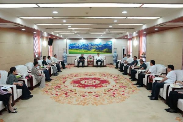 支现伟会见中国商业股份制企业经济联合会一行