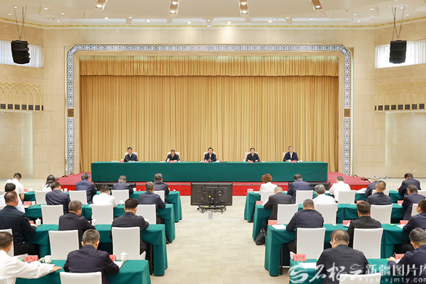 陈小江在中央第七生态环境保护督察组督察新疆维吾尔自治区和新疆生产建设兵团情况反馈会上作表态发言