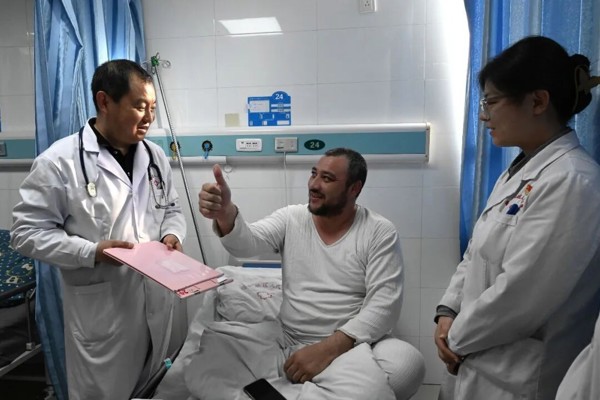 中国医生好！外籍患者纷纷这样称赞